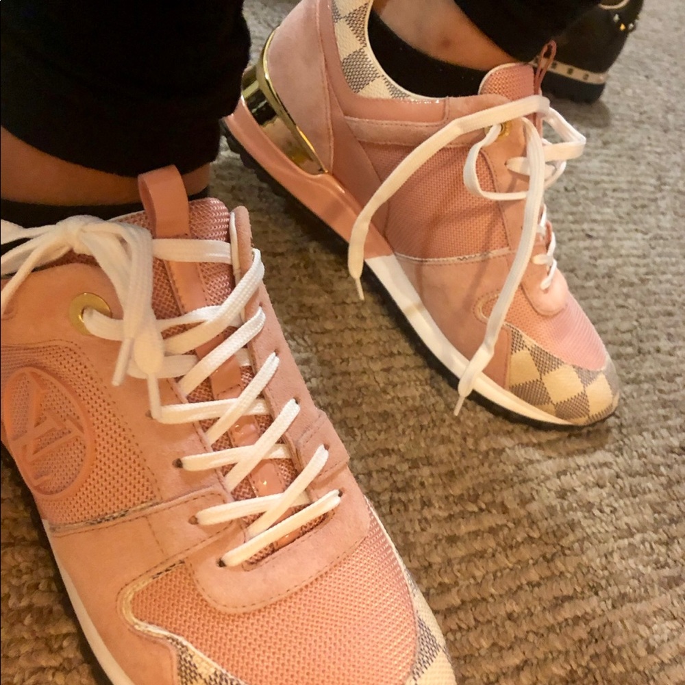 Louis Vuitton Sneakers
